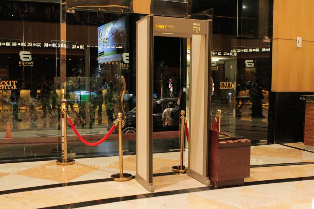 Premier Basko Hotel بادانج المظهر الخارجي الصورة