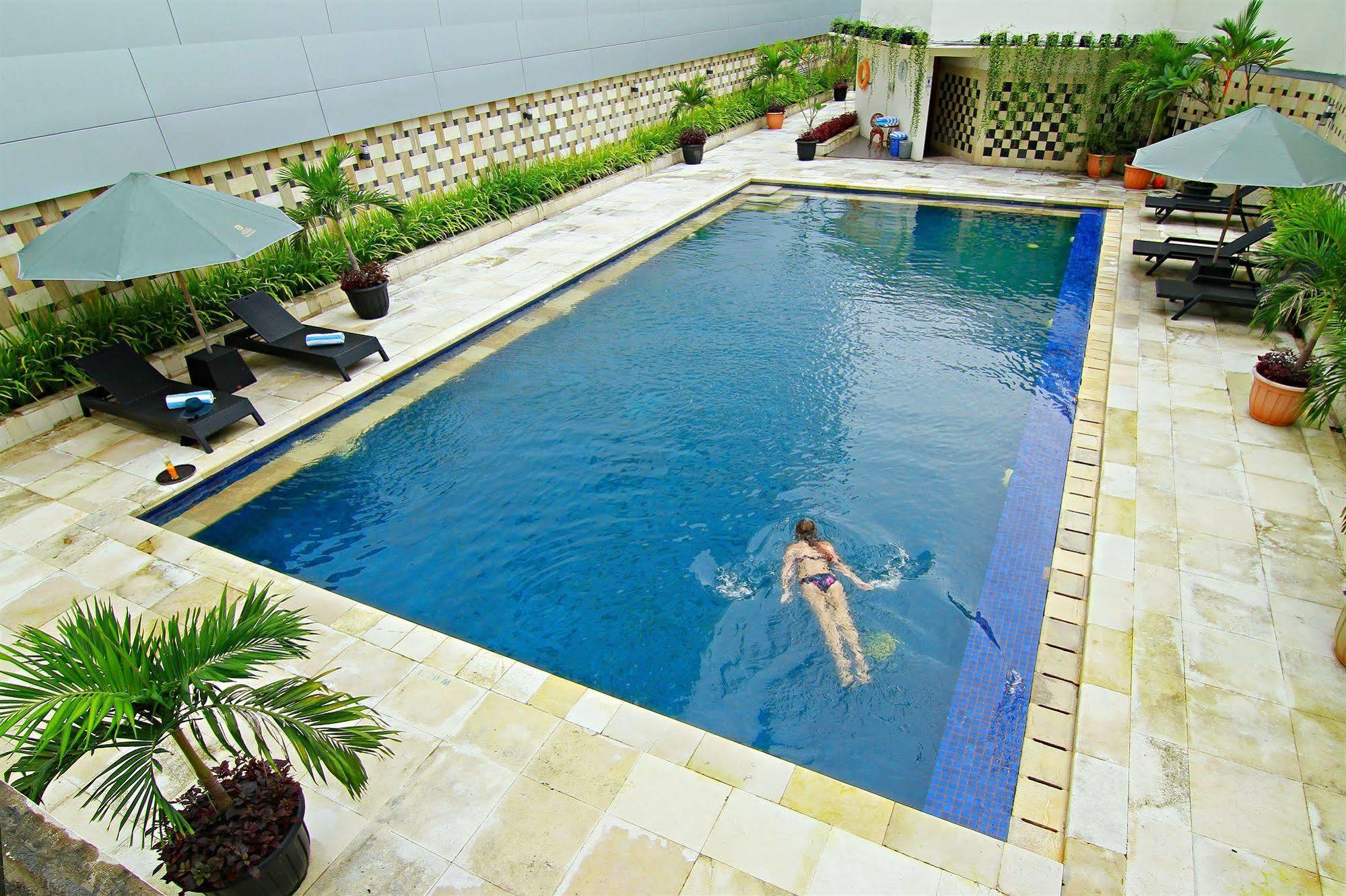 Premier Basko Hotel بادانج المظهر الخارجي الصورة